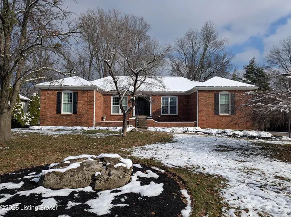 2205 Bell Tavern Ct, Indian Hills, KY 40207