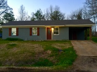4 Outlook Dr, Bolton, MS 39041