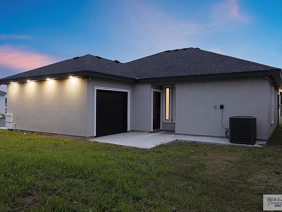 4th image of 4807 Galicia Dr