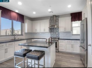 3174 La Corona Dr, Pittsburg, CA 94565