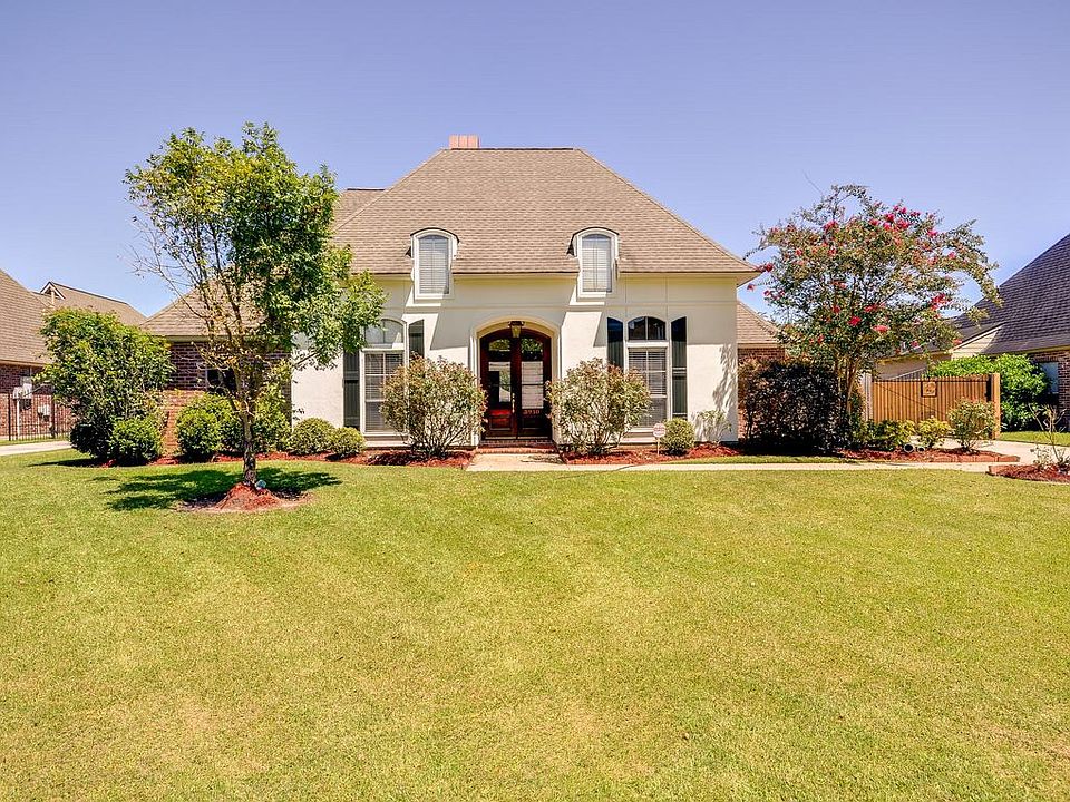 Beautiful Mini Mansion 