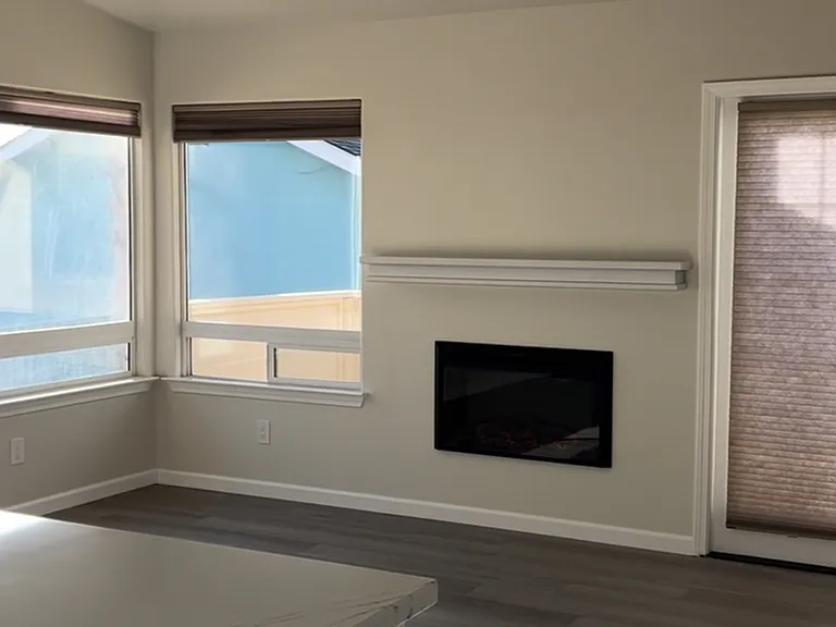 Living room with gas fireplace