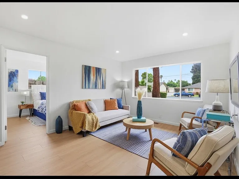 1072 Arroyo Seco Dr — Photo 13