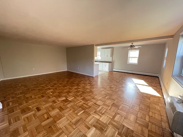 6010 Kennedy Blvd E #31 — Photo 19