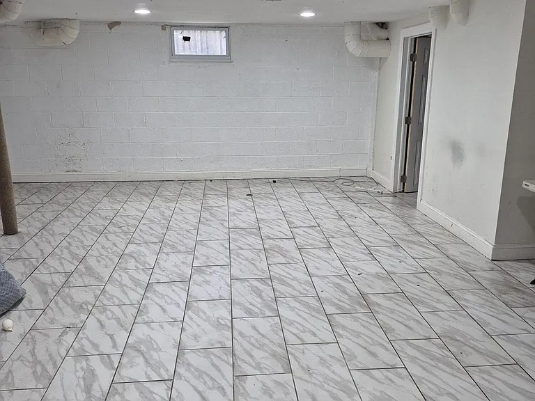 247 Perrine Ave — Photo 6