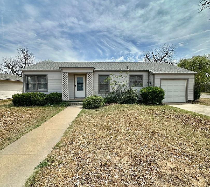 1st image of 2221 W Avenue K