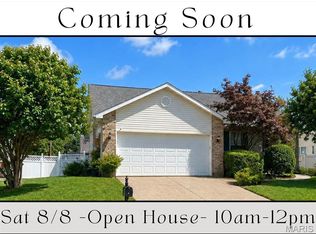 3 Huntington Place Dr, Glen Carbon, IL 62034