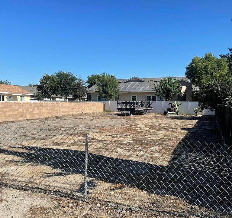 2nd image of 334 G St #X