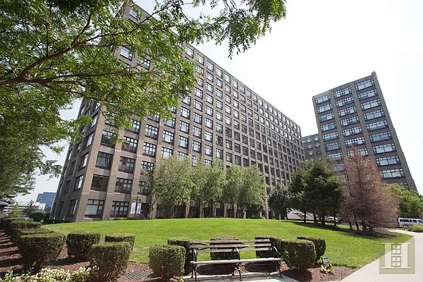 Sold by Halstead Property | media 8