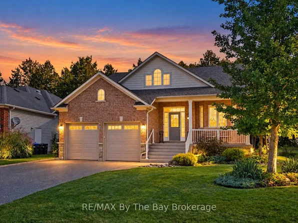 17 Marlwood Ave, Wasaga Beach, ON L9Z 1S9