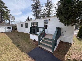 24 Ryefield Dr, Old Orchard Beach, ME 04064