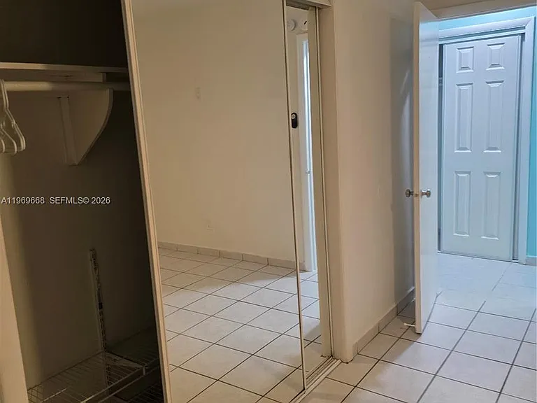 2101 Calais Dr #8 — Photo 12