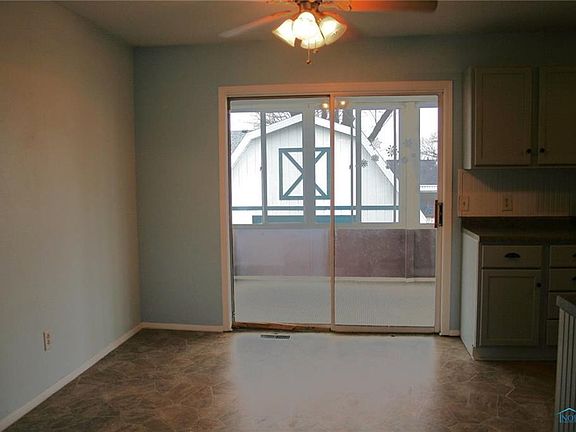 5th image of 530 Sioux Trl