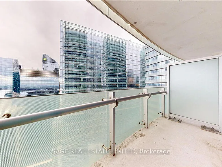 12 York St #3608 — Photo 15