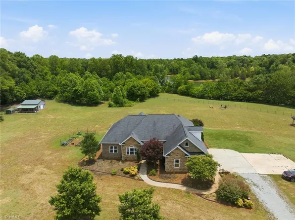 2335 Spencer Rd, Archdale, NC 27263
