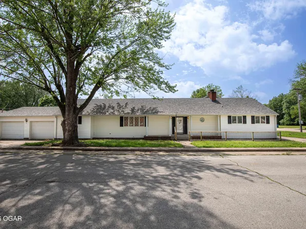 107 W 4th St, Lamar, MO 64759