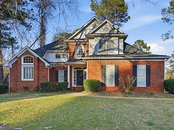 3rd image of 3868 Brookview Point