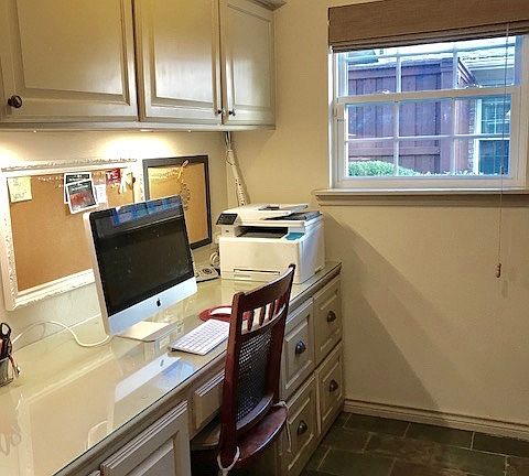Mom office off the kitchen