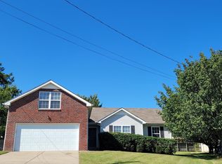 1304 Greywall Ct, La Vergne, TN 37086