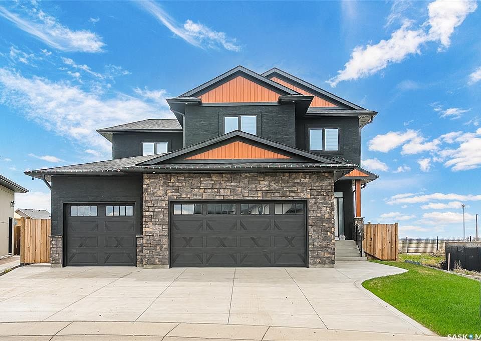 1st image of 862 Bentley MANOR