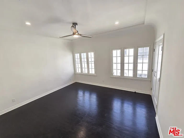 351 S Detroit St #4 — Photo 21