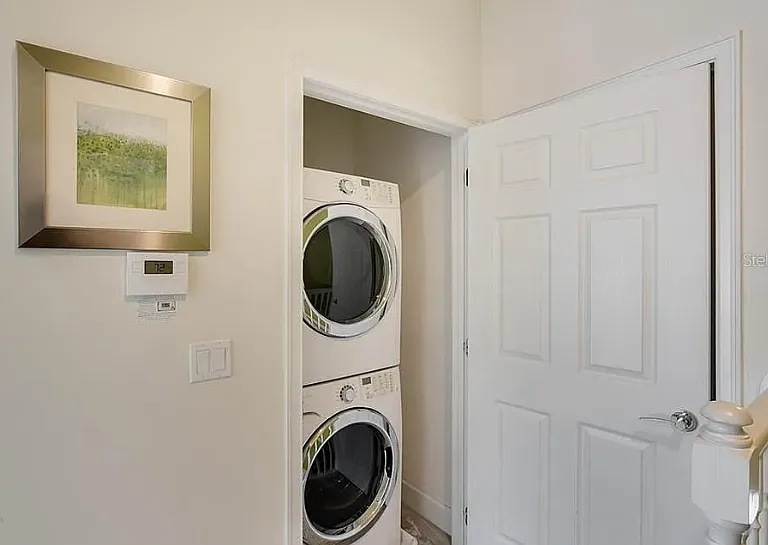 1537 Tranquil Ave — Photo 2