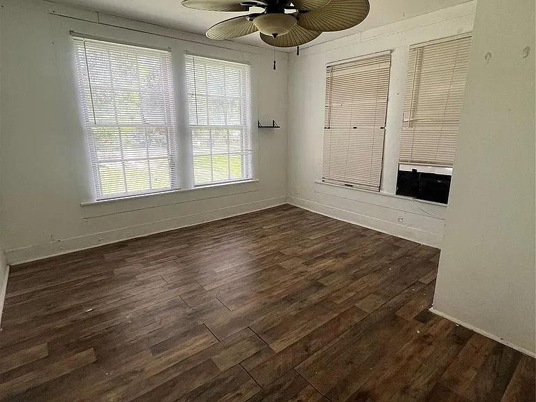 122 W Pecan Ln — Photo 4