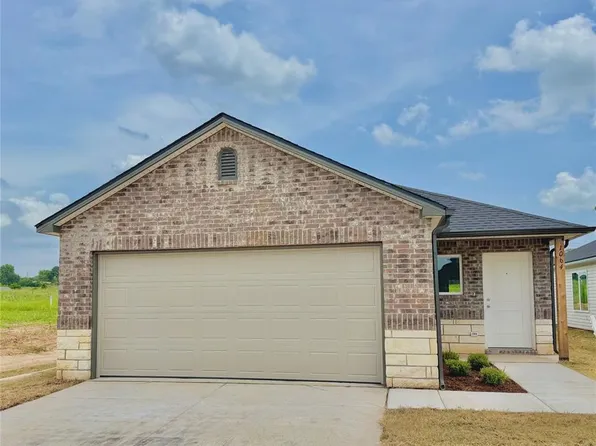 1064 Westbrook Blvd, Purcell, OK 73080