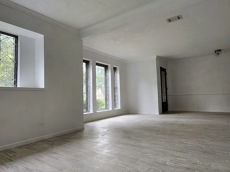5727 Arbor Vitae Dr — Photo 9
