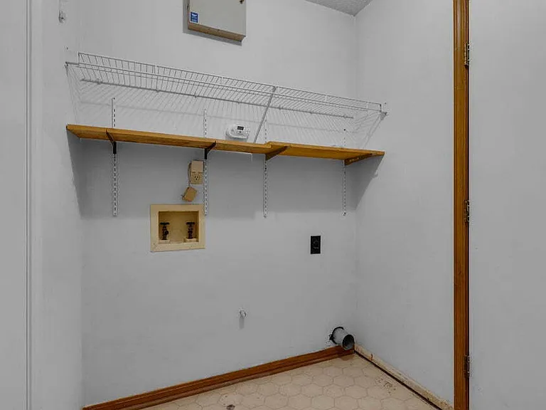 1819 Heartland Dr — Photo 21
