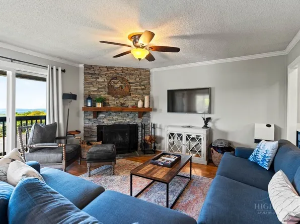 301 Pinnacle Inn Road #2218, Beech Mountain, NC 28604