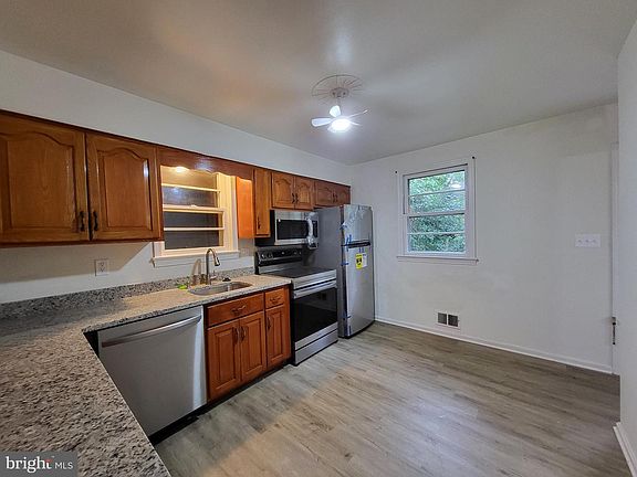 5th image of 5900 Arbroath Dr