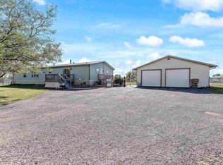 6611 Green Valley Dr, Rapid City, SD 57703