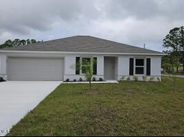699 Flynn St SE, Palm Bay, FL 32909