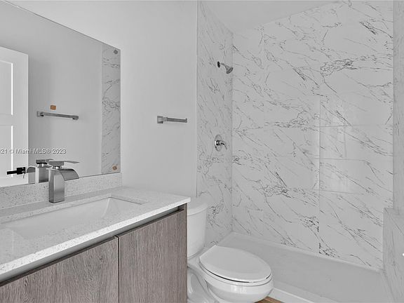 5th image of 1534 NW 1st St #101