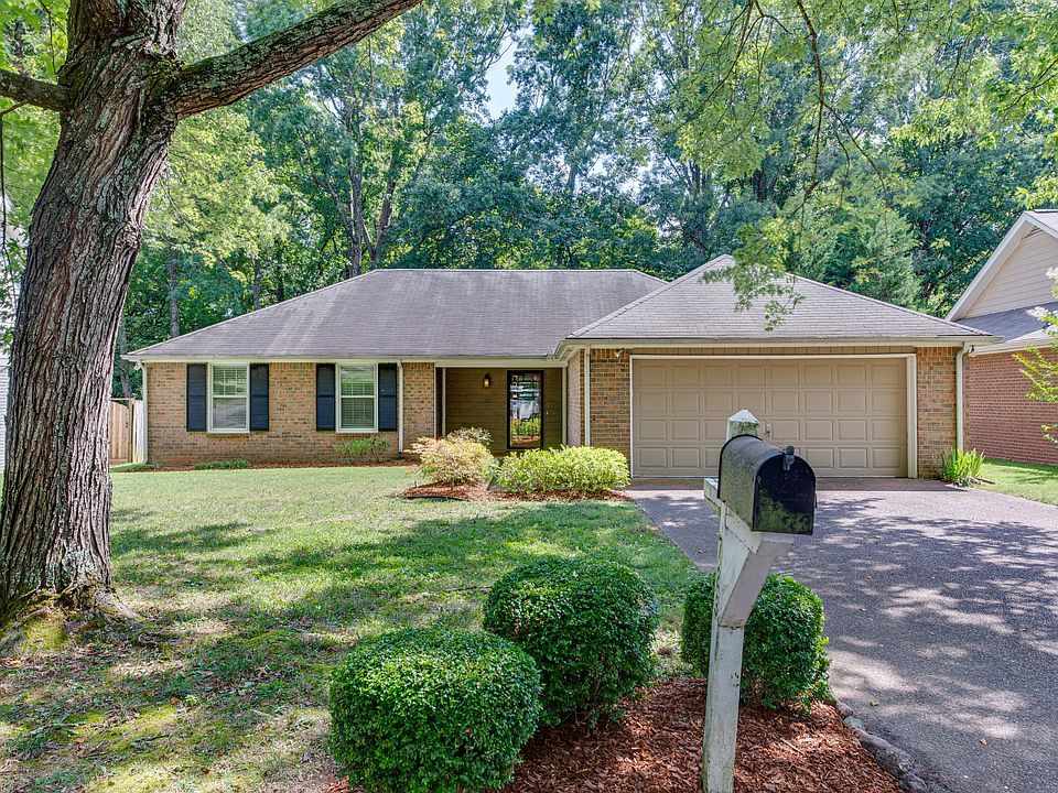 1st image of 723 Watson Branch Dr