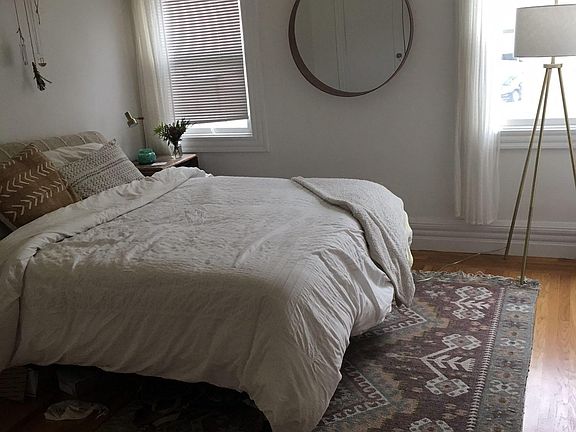 5th image of 535 Wesley Ave