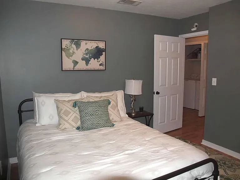 110 Eagle Dr — Photo 5