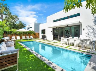 520 NW 41st St, Miami, FL 33127