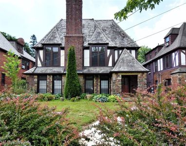 19000 Winslow Rd, Shaker Heights, OH, 44122