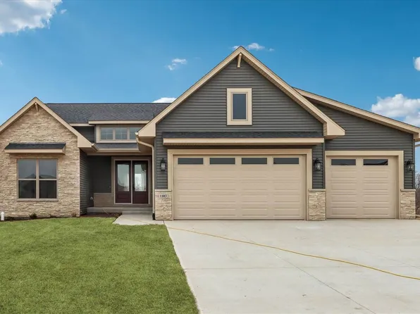 1103 High Ridge Trl, Solon, IA 52333