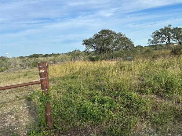 0 Airport Rd, Beeville, TX 78102