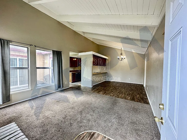 7203 Kelley Dr — Photo 3