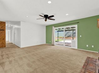 250 Dorothy Ct, Escondido, CA 92027