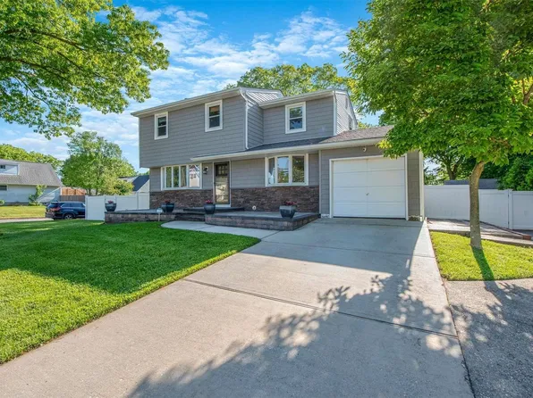 100 Nostrand Avenue, Port Jefferson Station, NY 11776