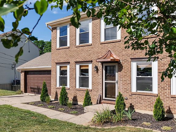 9885Flagstone_MLS-2