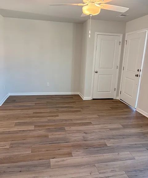 147 Carr Ln — Photo 12