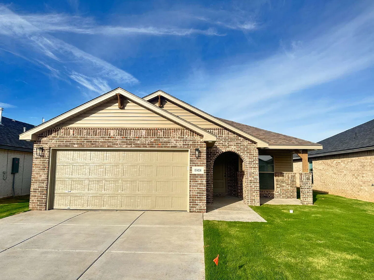 3 bed, 2.0 bath, 1550 sqft, $1,895 — Photo 2