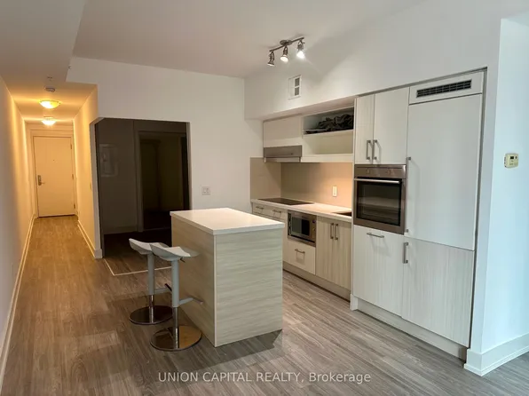 39 Sherbourne St #501, Toronto, ON M5A 0L8