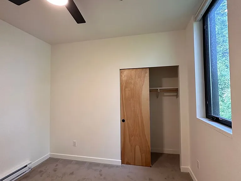 1225 N Prescott St #B402 — Photo 22